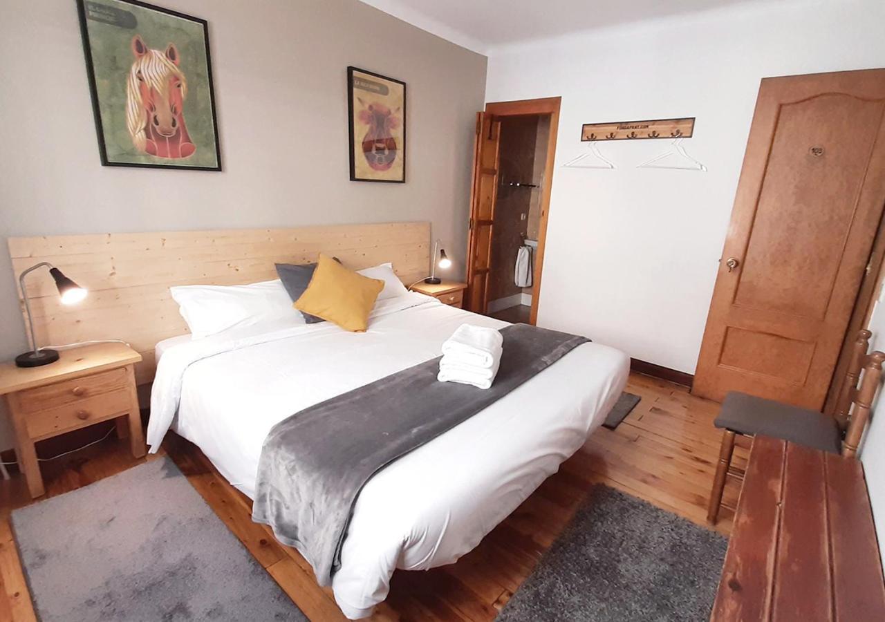 Hostal Fonda Prat Puigcerdà Eksteriør billede