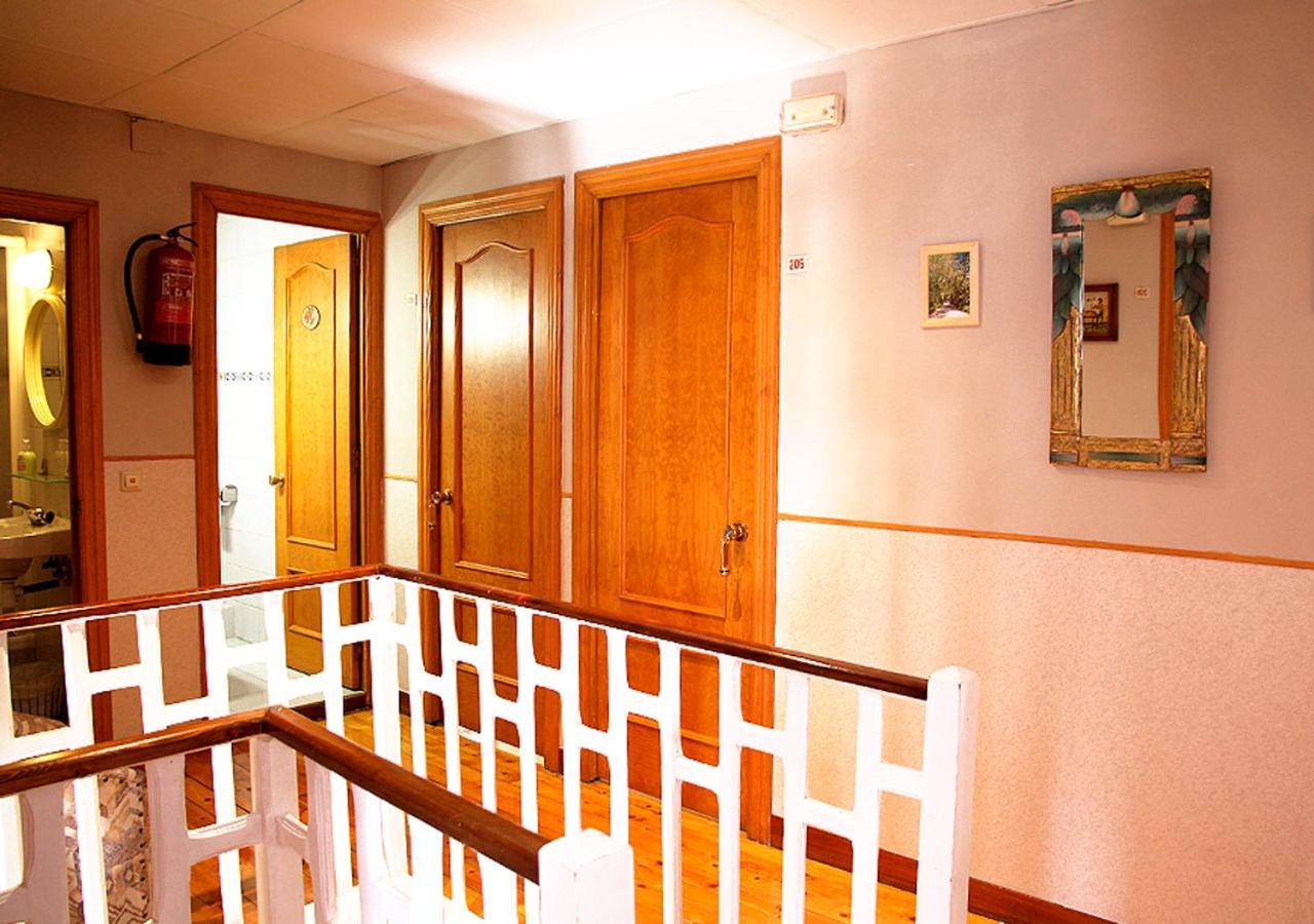 Hostal Fonda Prat Puigcerdà Eksteriør billede